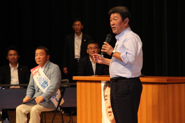 ▲高野候補の応援演説に駆けつけた茂木敏充・自民党選対委員長