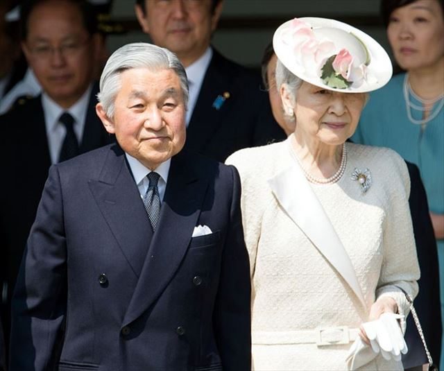 ▲天皇、皇后両陛下――2014年4月24日（Wikimedia Commonsより）