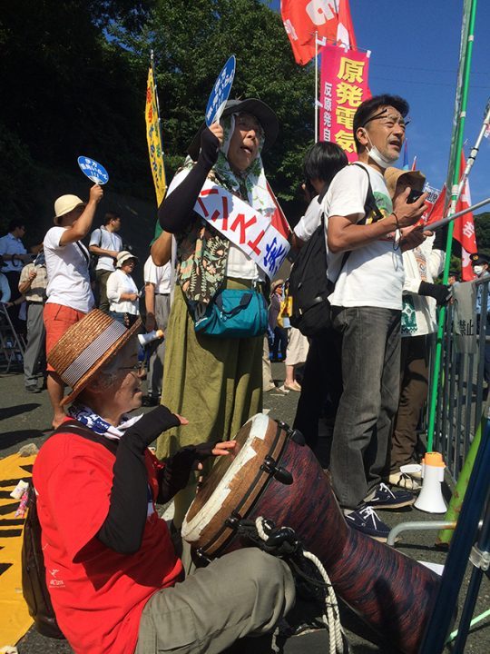 ▲福島をはじめ全国各地から集まり、抗議の声をあげる市民。